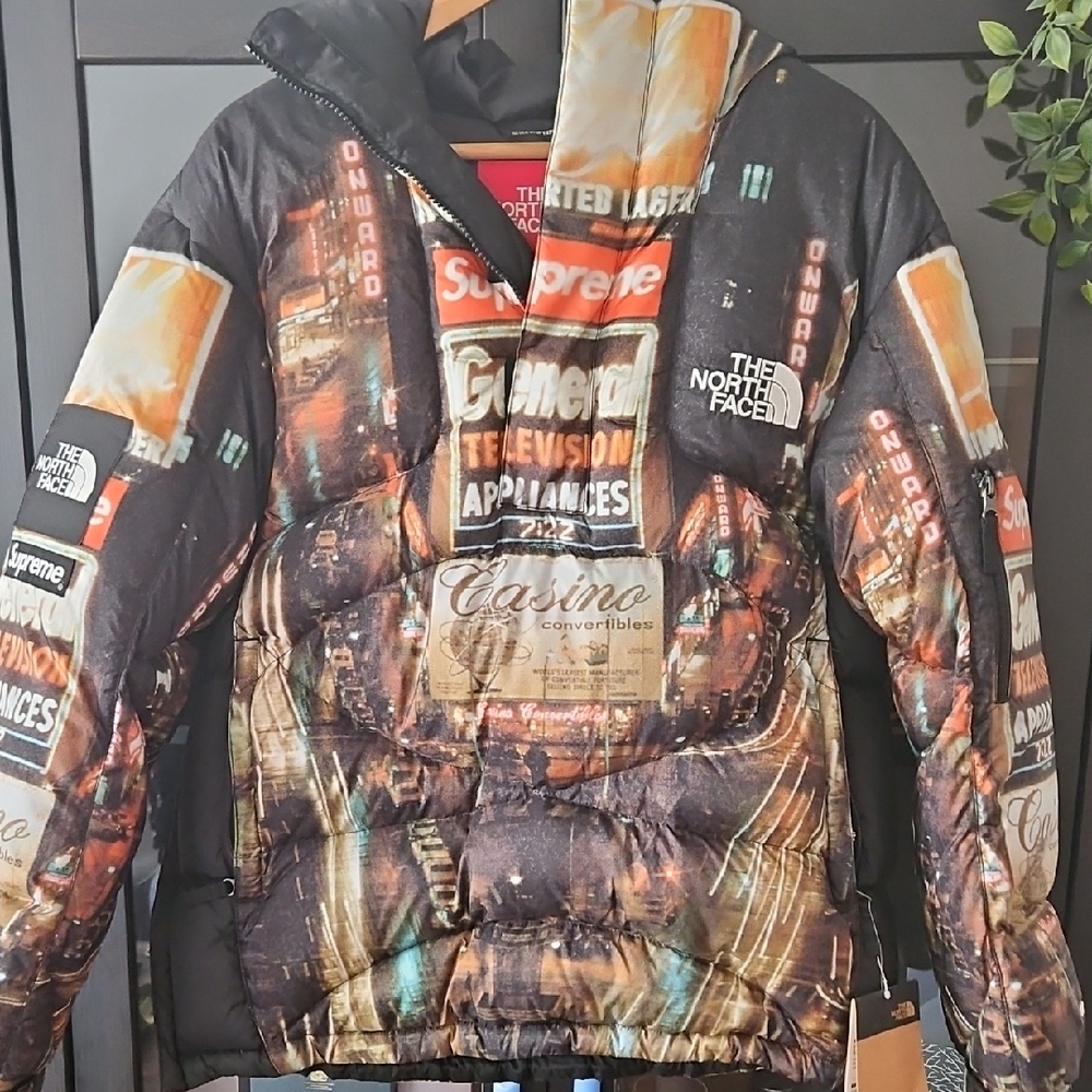 SUPREME sz S THE NORTH FACE 800-FILL HALF ZIP HOODED PULLOVER TIMES SQUARE coat